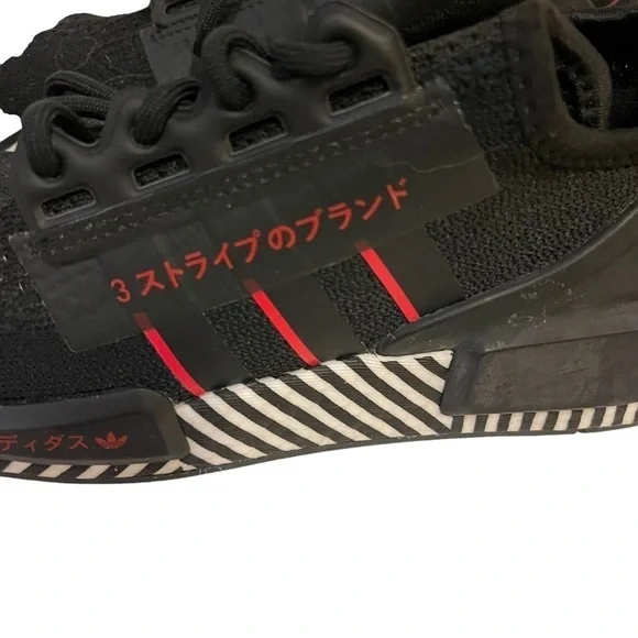 Men’s ADIDAS NMD R1 V2 Dazzle Camo Black Sneakers Shoes - Picture 4 of 8